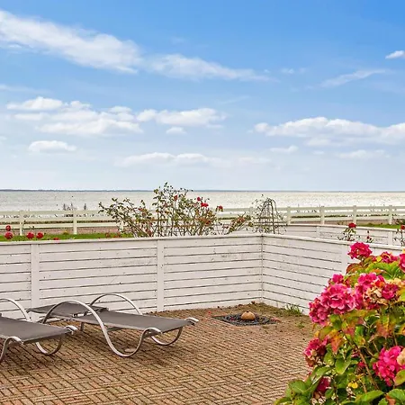 Stunning In W/ Wifi And 3 Bedrooms * Sjolund