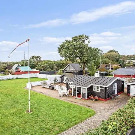 Stunning In W/ Wifi And 3 Bedrooms